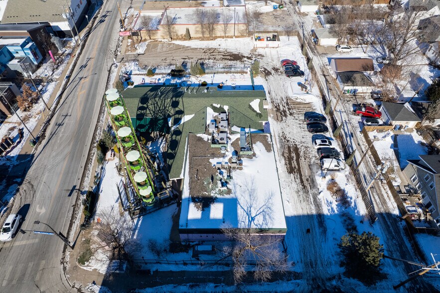 More Photos Of 2501 & 2519 Marshall St NE, Minneapolis Restaurant For Sale