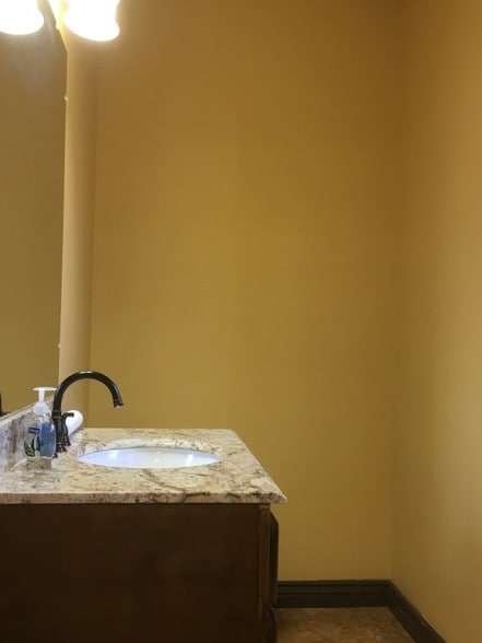 More Photos Of 920 E Main St, Mesa Office For Lease