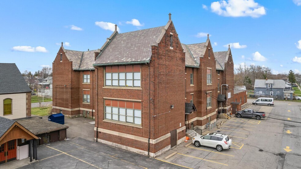 More Photos Of 21 Davidson Ave, Buffalo Schools For Sale