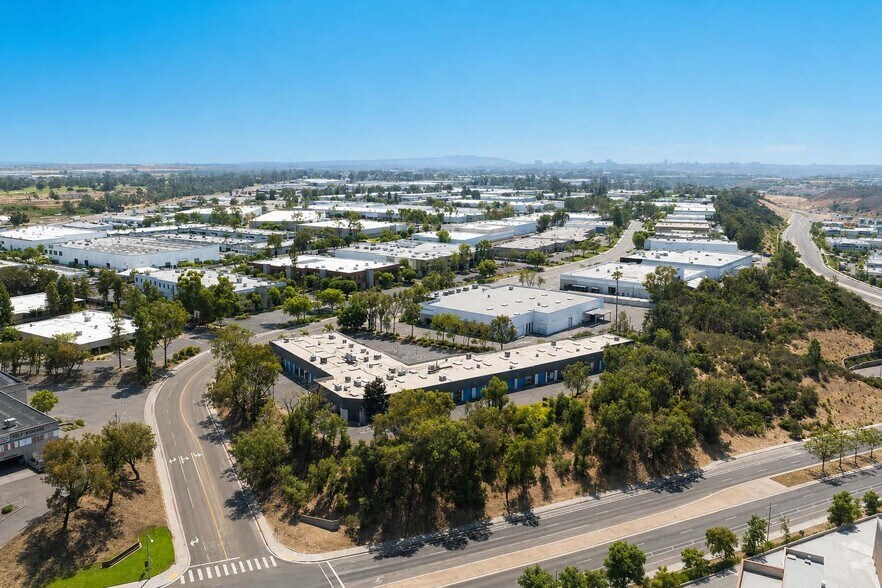 More Photos Of 8680 Miralani Dr, San Diego Warehouse For Lease