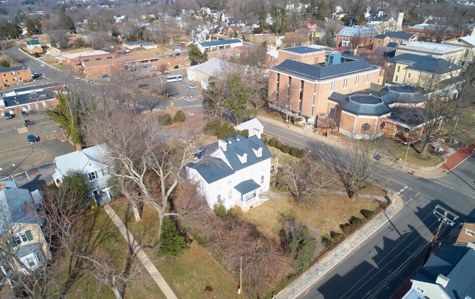 More Photos Of 50 Culpeper St, Warrenton Office Residential For Sale