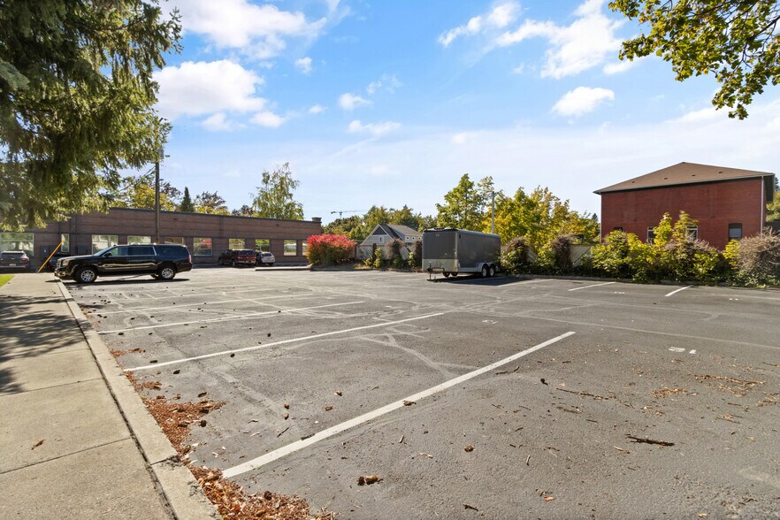 More Photos Of 623 E Wallace Ave, Coeur d'Alene Office For Sale