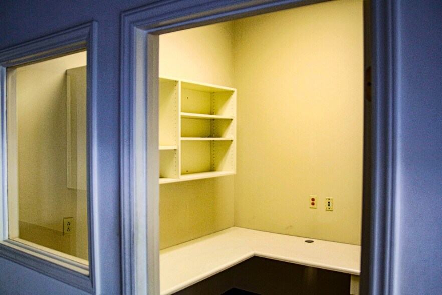 More Photos Of 1257 Sweeten Creek Rd, Asheville Light Manufacturing For Sale