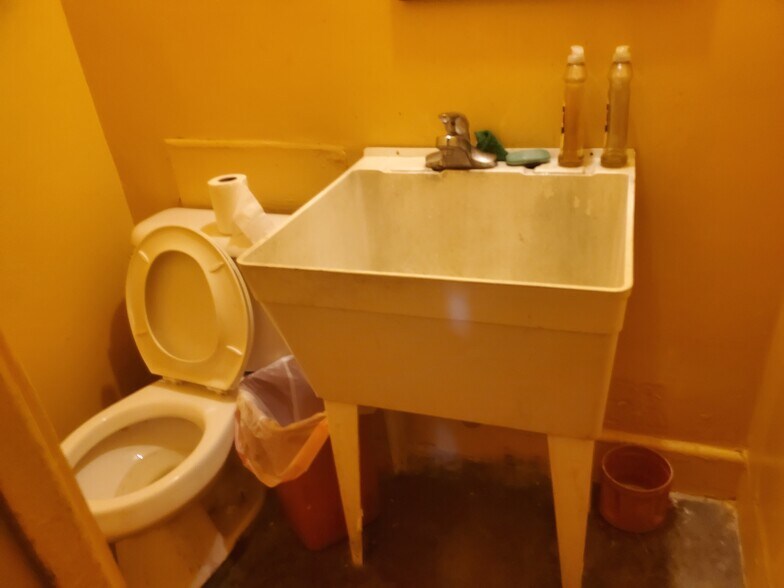 More Photos Of 9533 Garvey Ave, South El Monte Auto Repair For Sale