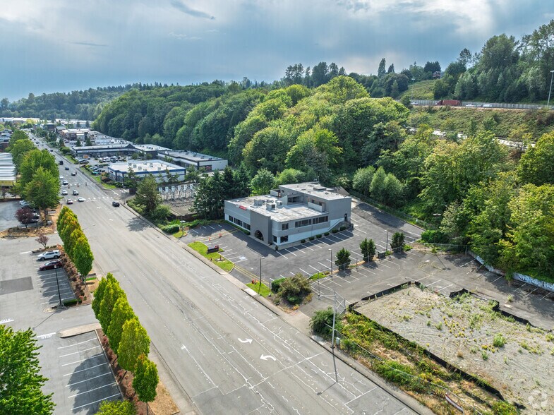 Primary Photo Of 16705 Southcenter Pky, Tukwila Freestanding For Sale
