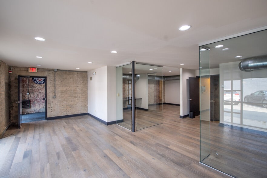 More Photos Of 1310 S Tryon St, Charlotte Office For Lease