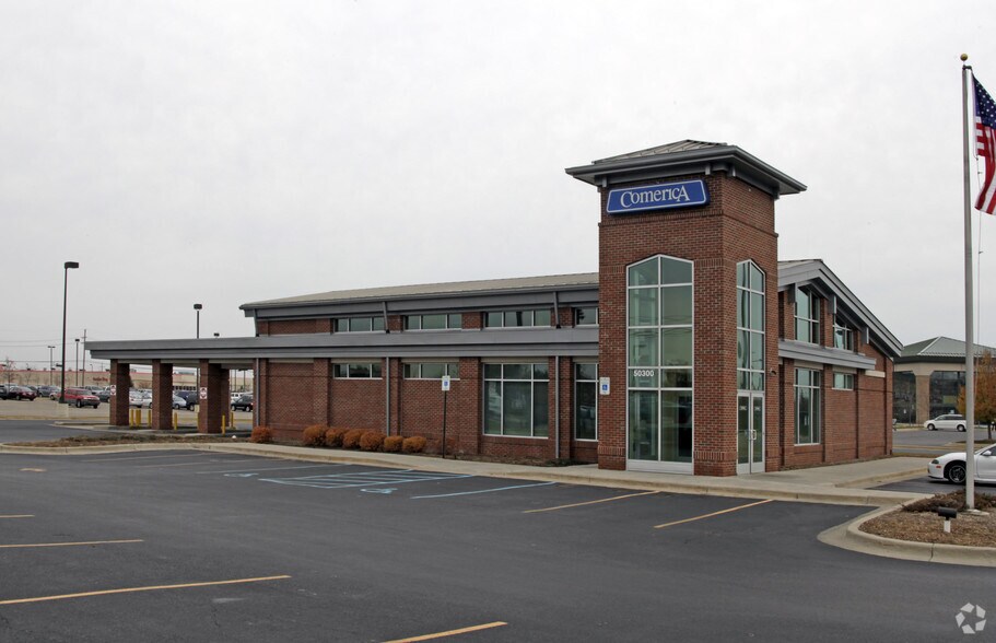 More Photos Of 50300 Gratiot Ave, New Baltimore Bank For Sale