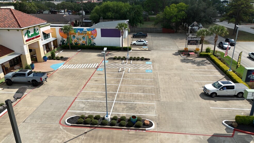 More Photos Of 1235 S Mason Rd, Katy Restaurant For Sale