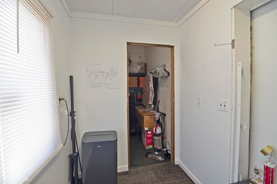 More Photos Of 439 Main Street, Rainelle Storefront Retail Residential For Sale