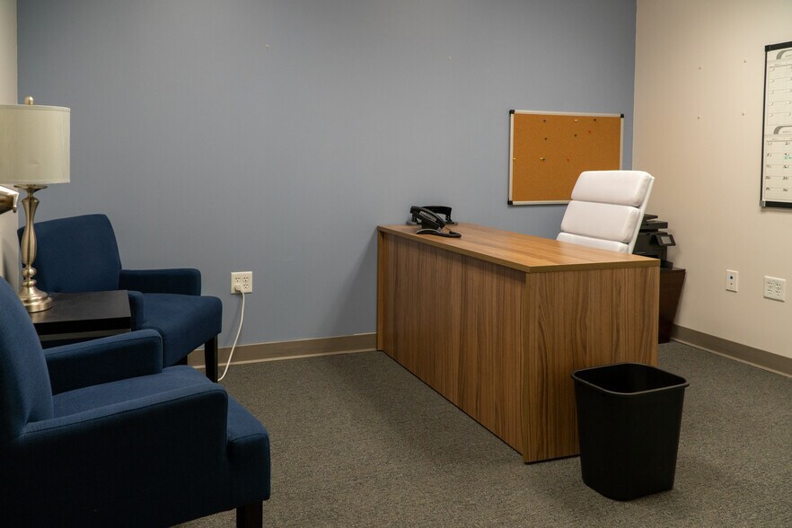 More Photos Of 312 E Wisconsin Ave, Milwaukee Medical For Lease