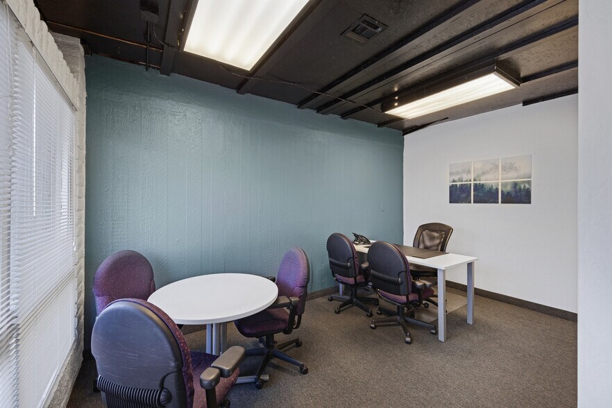 More Photos Of 2942 N 24th St, Phoenix Office For Sale
