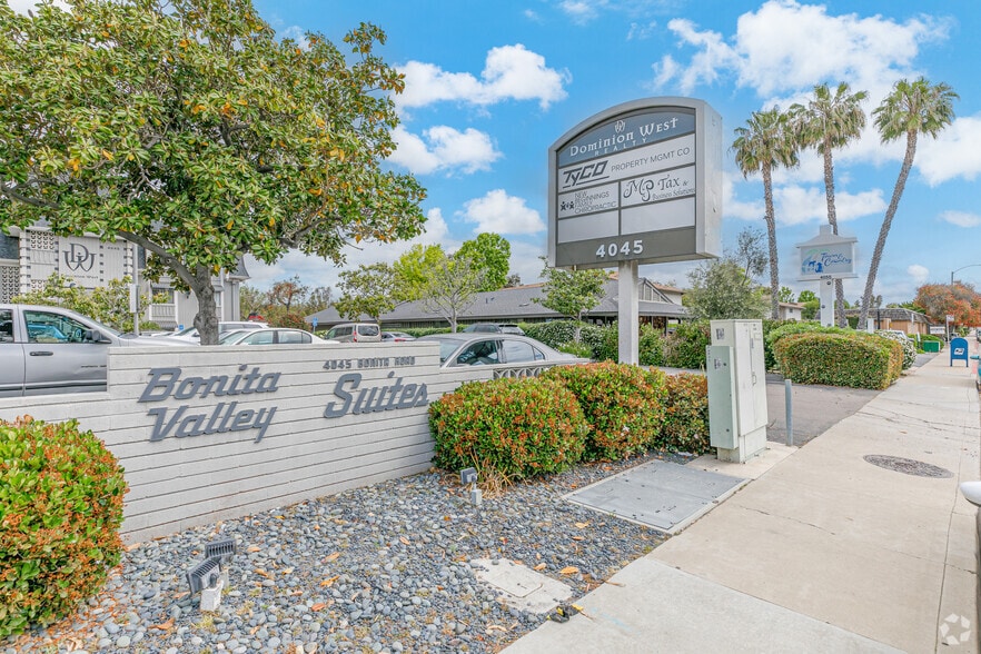 More Photos Of 4045 Bonita Rd, Bonita Office For Lease