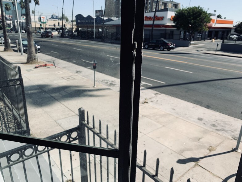 More Photos Of 5119 W Sunset Blvd, Los Angeles General Retail For Lease