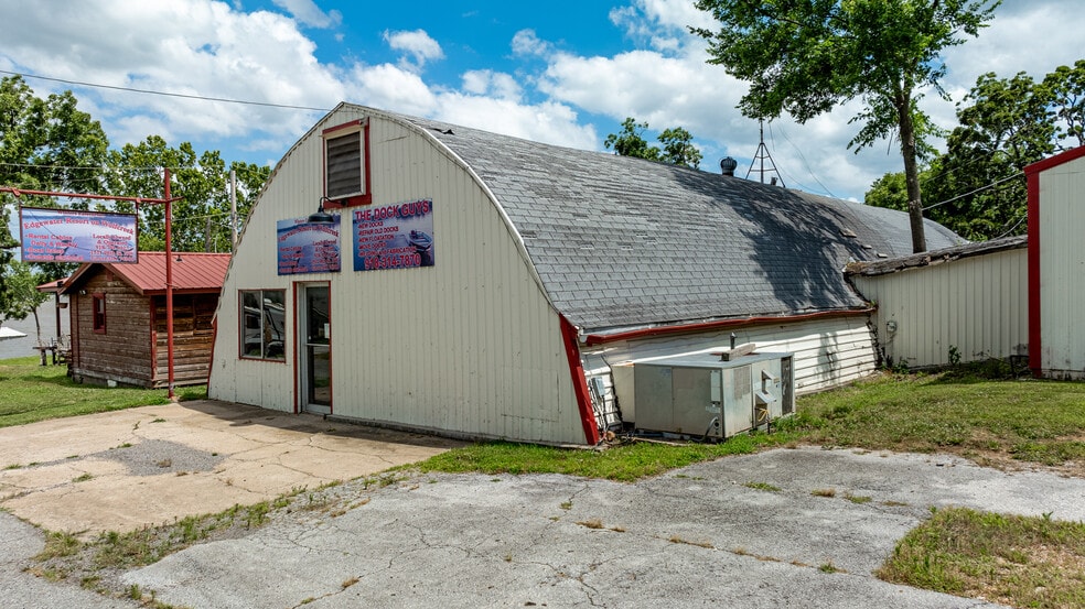 More Photos Of 1511 98th St NW, Grove Storefront For Sale