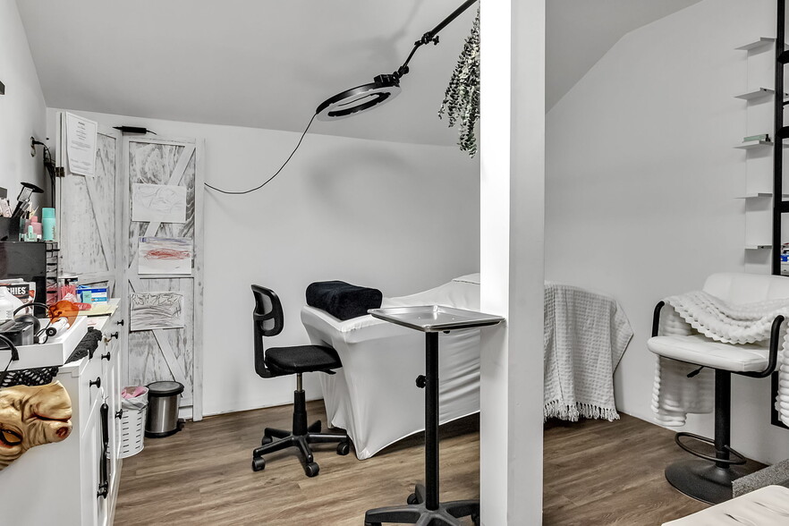 More Photos Of 2-85 Bristol Ln, Ellicottville General Retail For Lease