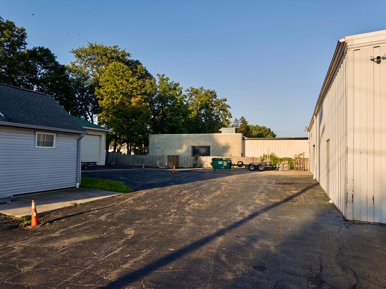 More Photos Of 15 Martin St, Webster Flex For Lease
