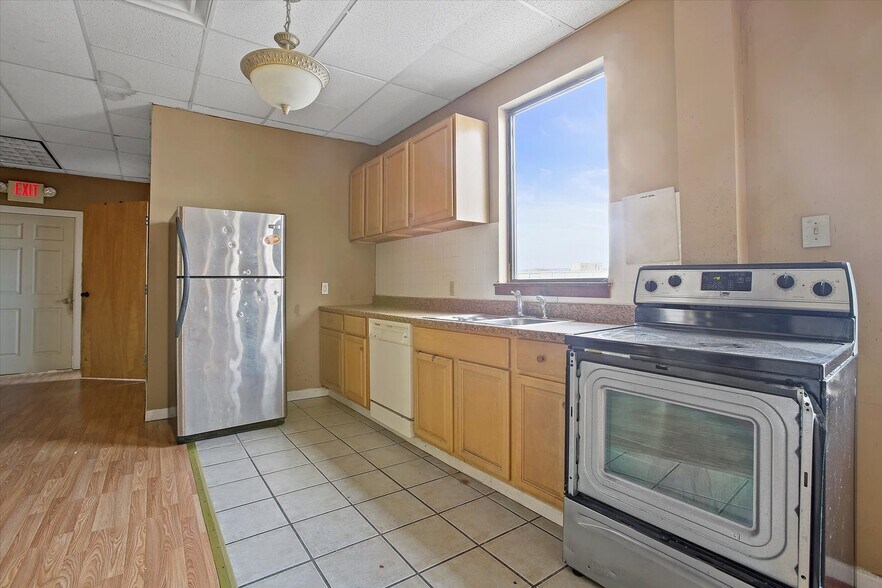 More Photos Of 219-223 S Main St, Wilkes Barre General Retail For Sale