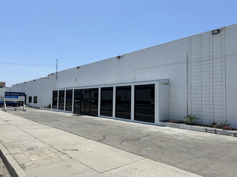 Primary Photo Of 8511 Lankershim Blvd, Sun Valley Warehouse For Lease