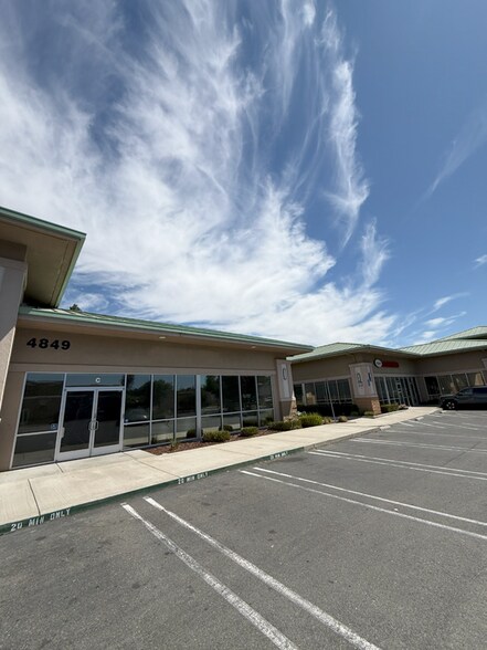 More Photos Of 4849 Lone Tree Way, Antioch General Retail For Sale