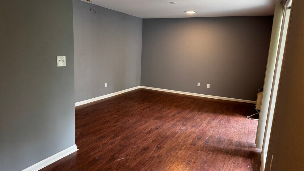 More Photos Of 6270 Aquarius Dr, Alpine Apartments For Sale