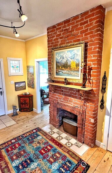 More Photos Of 134 E Virginia St, La Veta Apartments For Sale