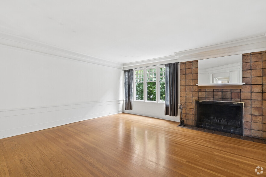 More Photos Of 2115-2129 Hyde St, San Francisco Apartments For Sale