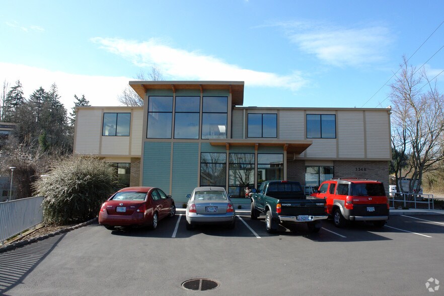 More Photos Of 1332-1340 SW Bertha Blvd, Portland Office For Lease
