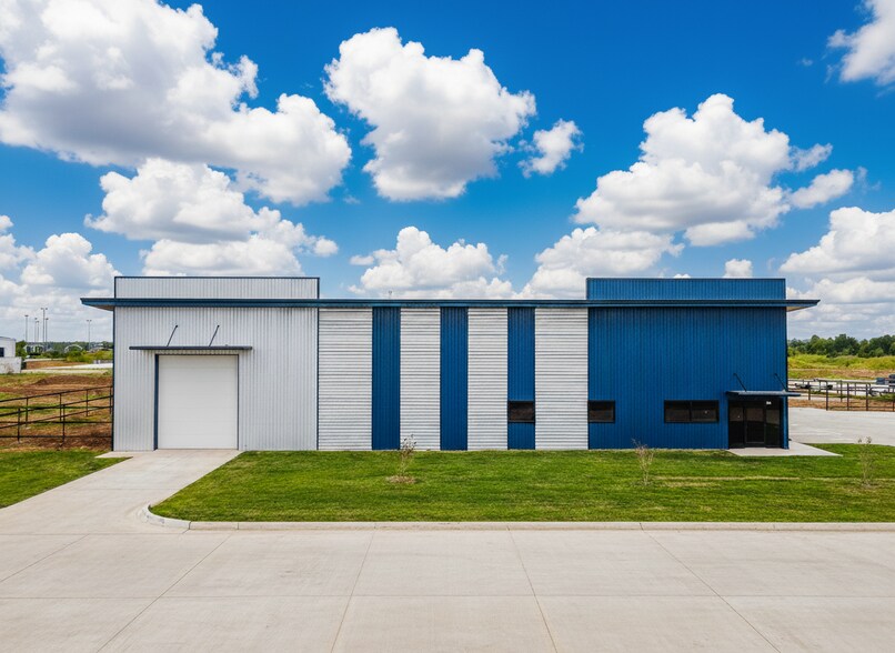 Primary Photo Of 617 NW 124th st, Oklahoma City Warehouse For Lease