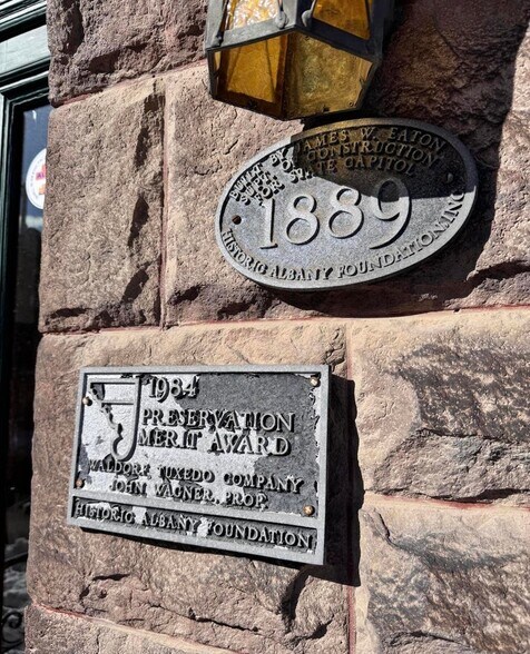 More Photos Of 204 Lancaster St, Albany Storefront Retail Residential For Sale