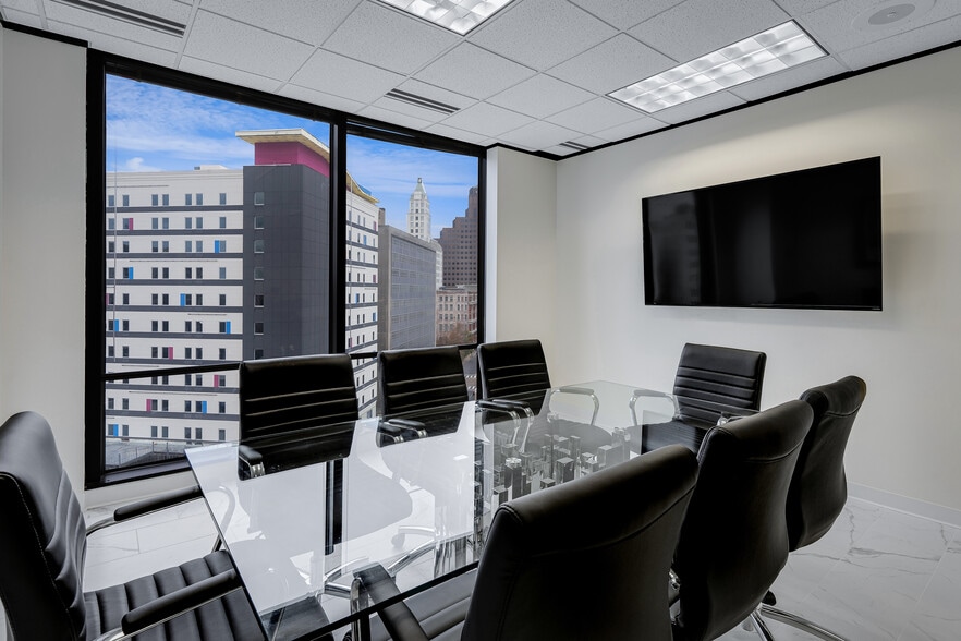 More Photos Of 200 Jefferson Ave, Memphis Office For Sale