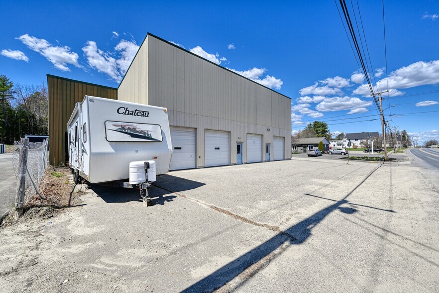 More Photos Of 74 Route 133, Winthrop Flex For Sale