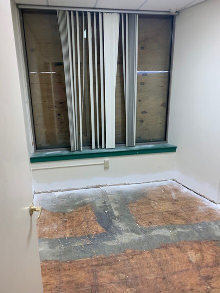 More Photos Of 338-346 Main St, Holyoke Apartments For Lease
