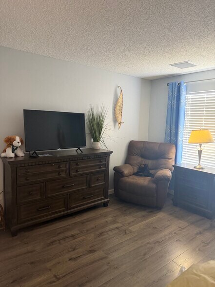 More Photos Of 47th Ave & Cactus Rd, Glendale Assisted Living For Sale