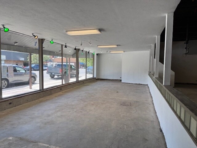 More Photos Of 315 N Main St, Gunnison General Retail For Sale