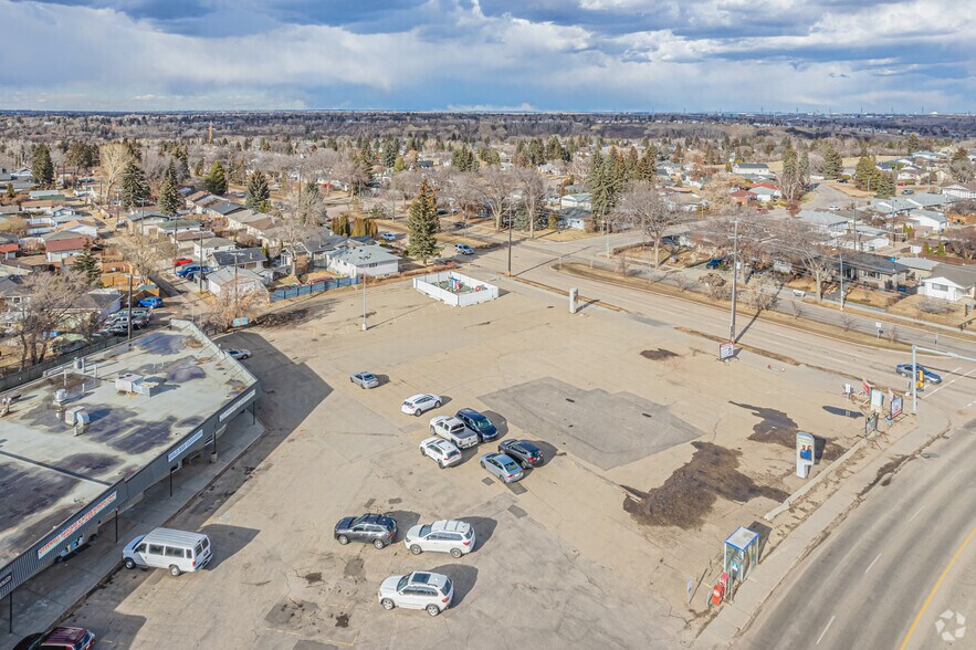 Primary Photo Of 5036 106 Ave NW, Edmonton Storefront For Sale