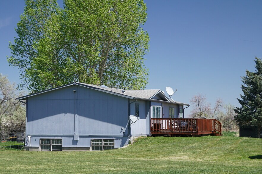 More Photos Of 10452 Isabelle Rd, Lafayette Warehouse For Sale