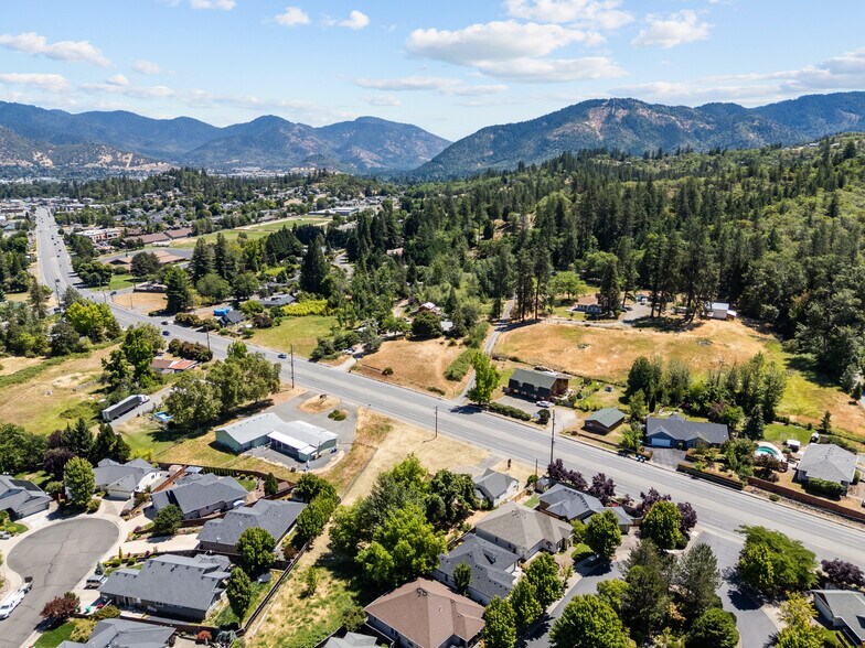 More Photos Of 2119 Williams Hwy, Grants Pass Land For Sale