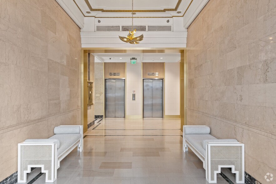 More Photos Of 224 Datura St, West Palm Beach Office For Lease