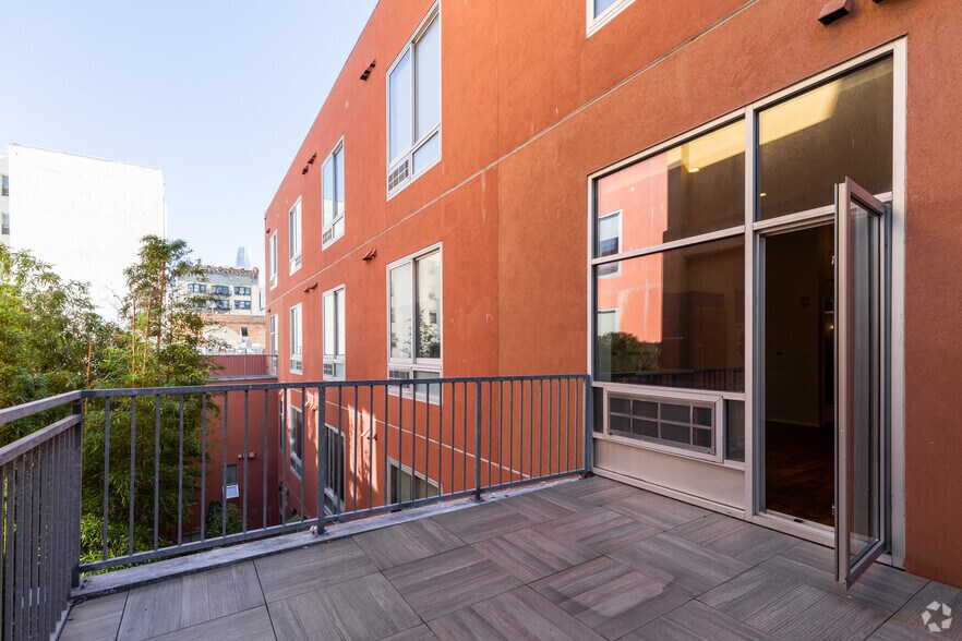 More Photos Of 529 Stevenson St, San Francisco Apartments For Lease