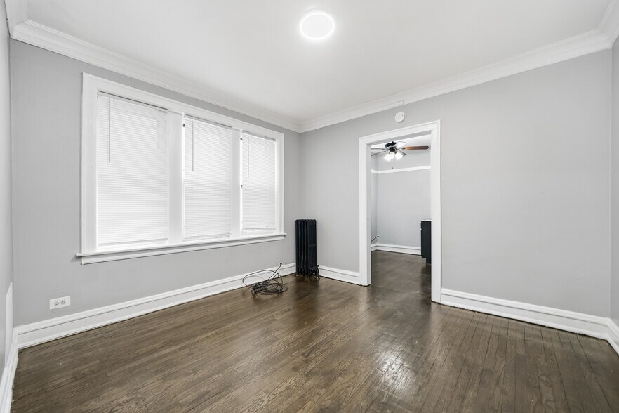 More Photos Of 1919 E 86th St, Chicago Apartments For Sale