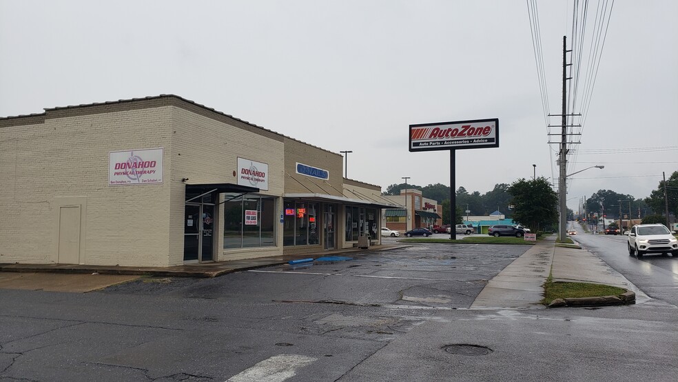 Primary Photo Of 112-114 Fort Williams St, Sylacauga Storefront Retail Office For Lease