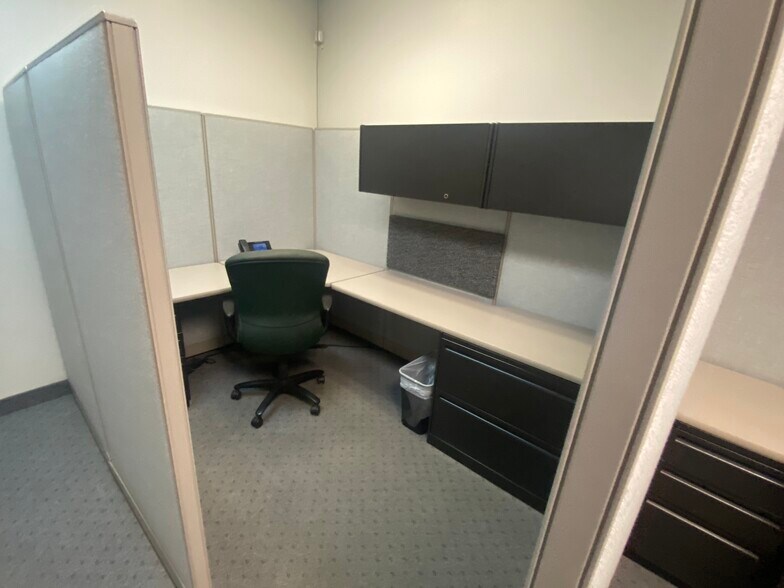 More Photos Of 2248 E Enterprise Pky, Twinsburg Flex For Sale