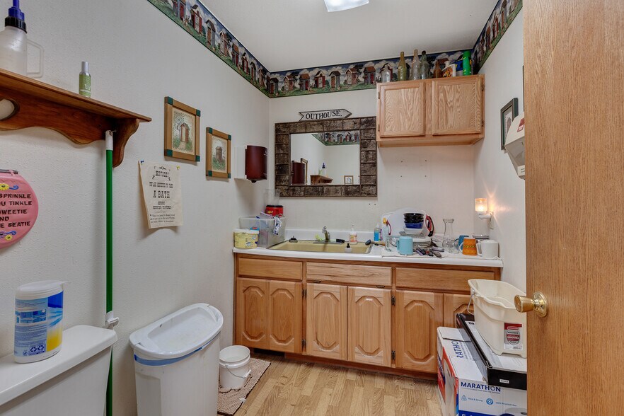 More Photos Of 6210 W Maine St, Spirit Lake Freestanding For Sale