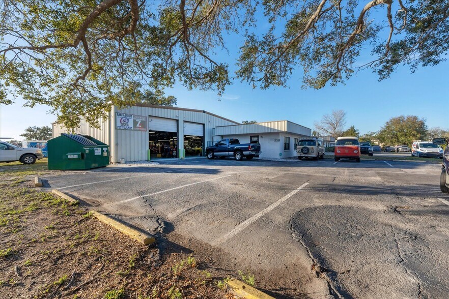 More Photos Of 2311 Whitfield Industrial Way, Sarasota Warehouse For Sale