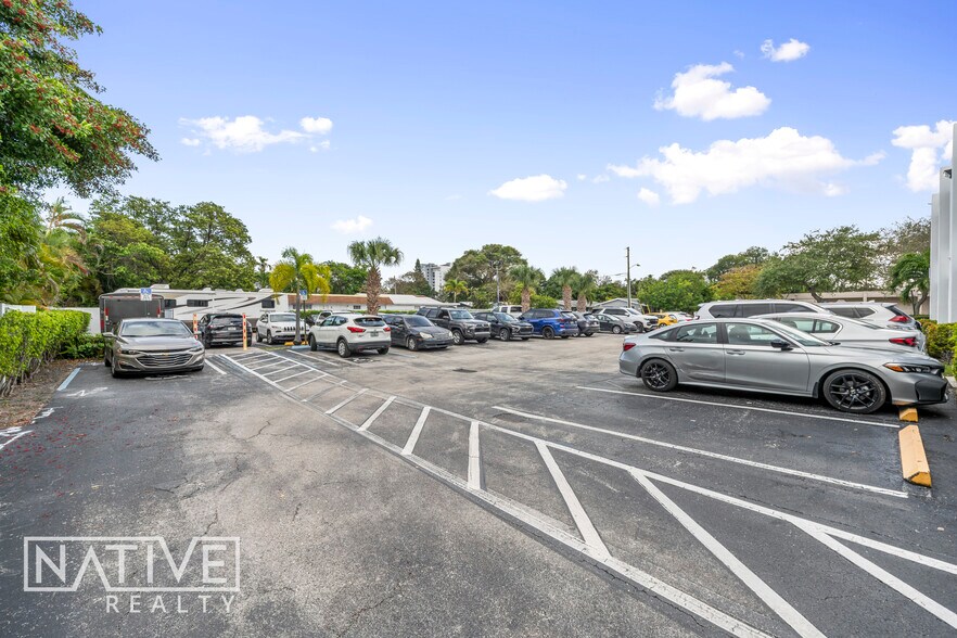 More Photos Of 2150 S Andrews Ave, Fort Lauderdale Medical For Lease