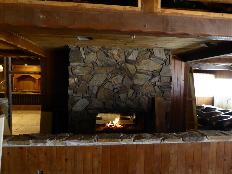 More Photos Of 35880 Highway 41, Coarsegold Restaurant For Sale