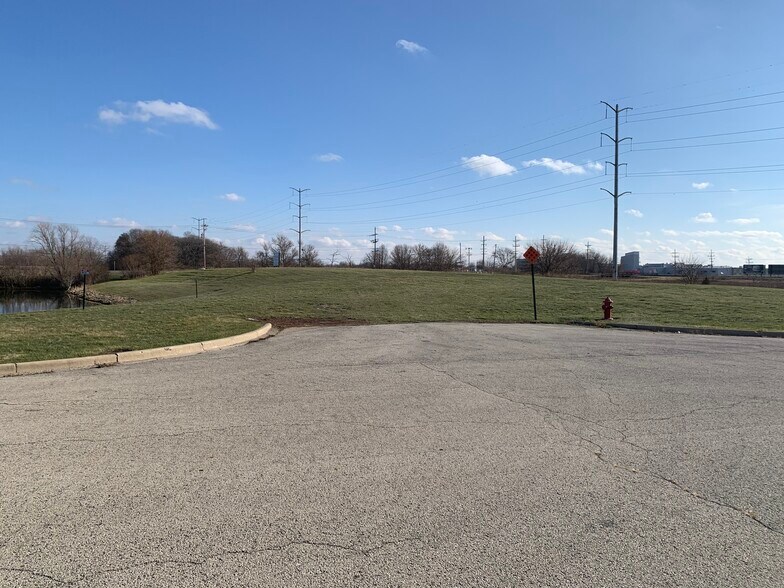 More Photos Of 1 & 2 BOOMBAH Blvd, Yorkville Land For Sale