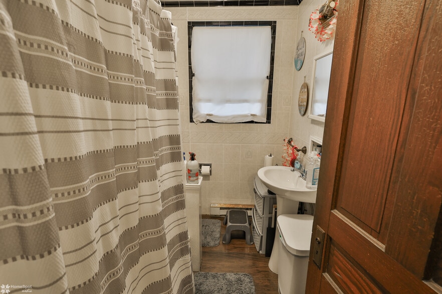 More Photos Of 301 E Bertsch St, Lansford Apartments For Sale