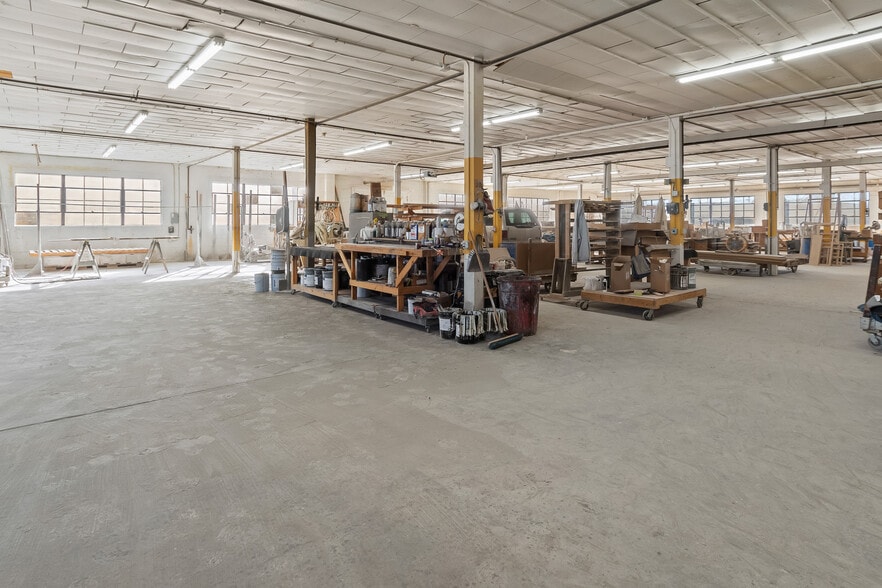 More Photos Of 2332 4th Ave, Greeley Manufacturing For Sale