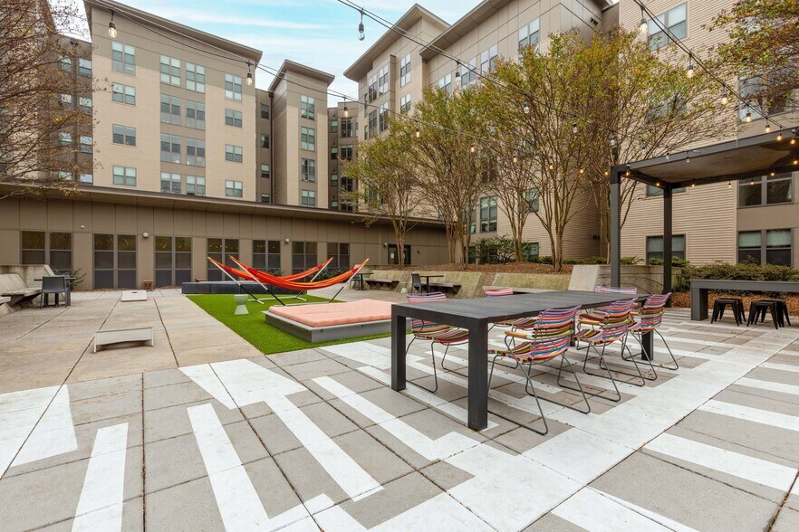 More Photos Of 8150 Baltimore Ave, College Park Apartments For Lease